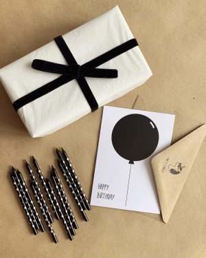 Открытка «HB Black Balloon»