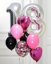 Фонтан из шаров Фуксия в черном с цифрами 18