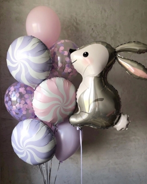 Фонтан из воздушных шаров Нежный Зайка