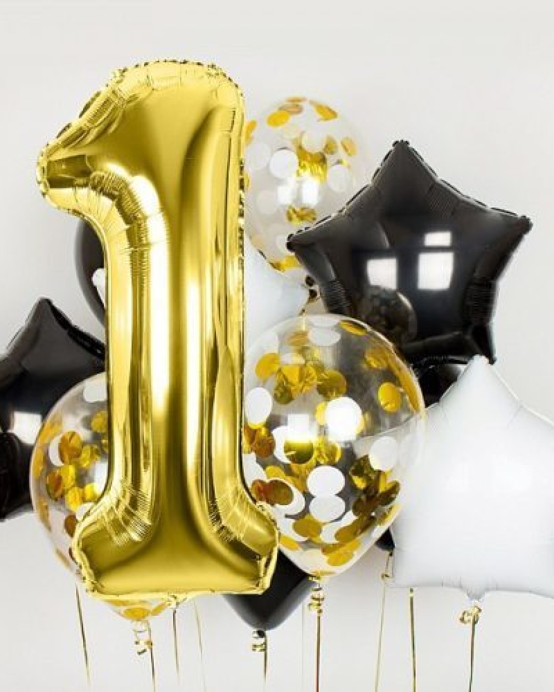 Облако из воздушных шаров На день рождения с цифрой золото