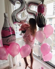 Сет воздушных шаров Девушке на день рождения