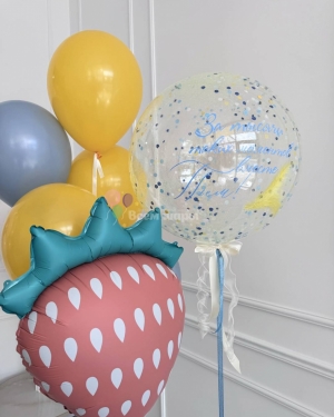 Шары для подруги с клубникой