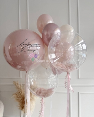 Шары на выписку девочки розовые с перьями