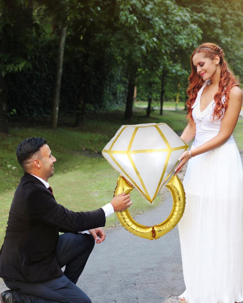 Шар Кольцо с бриллиантом