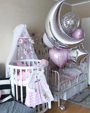 Набор шариков на выписку для девочки Полумесяц