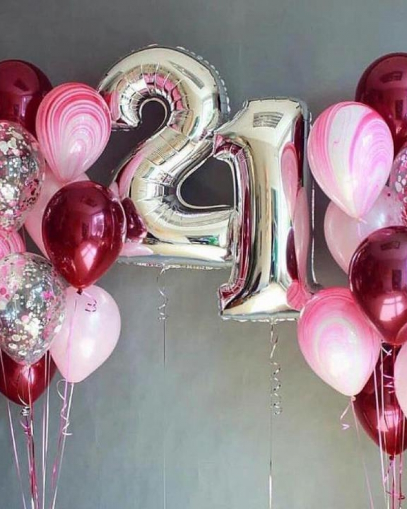 Готовая композиция "Ура, 21!"