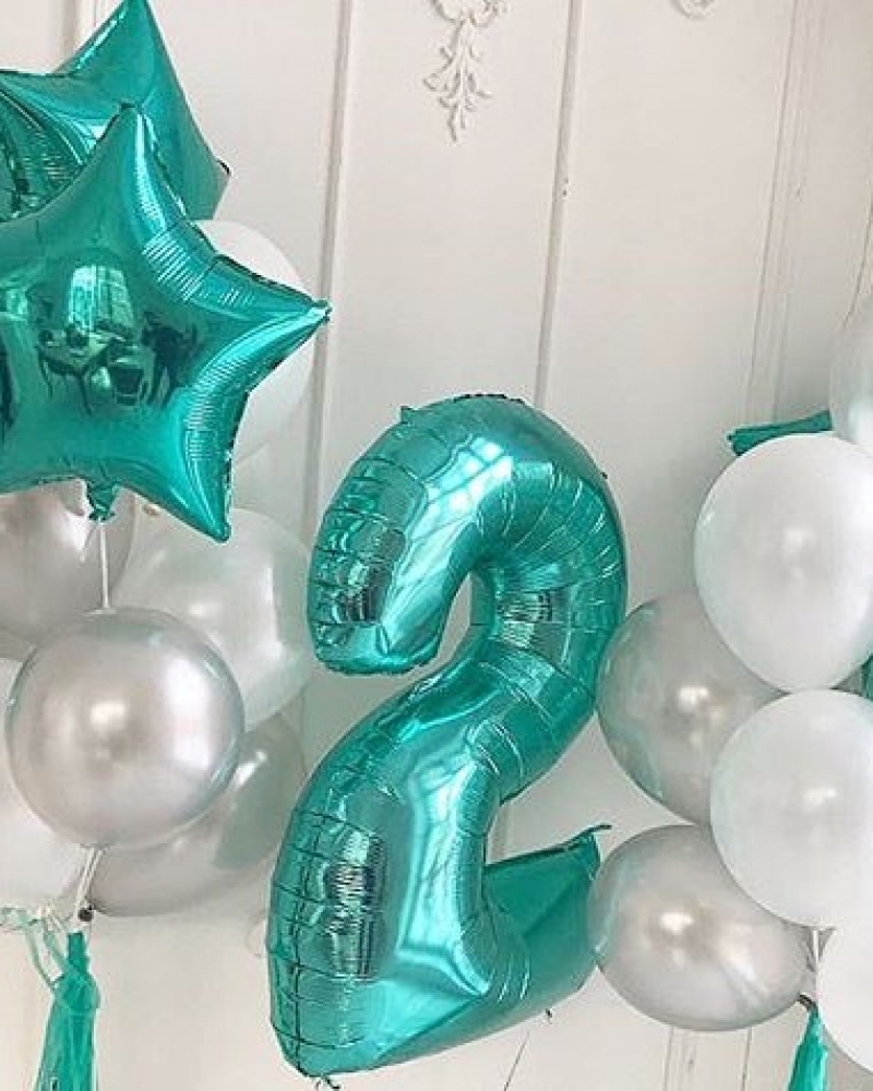 Фонтаны шаров Звезды Тиффани с цифрой